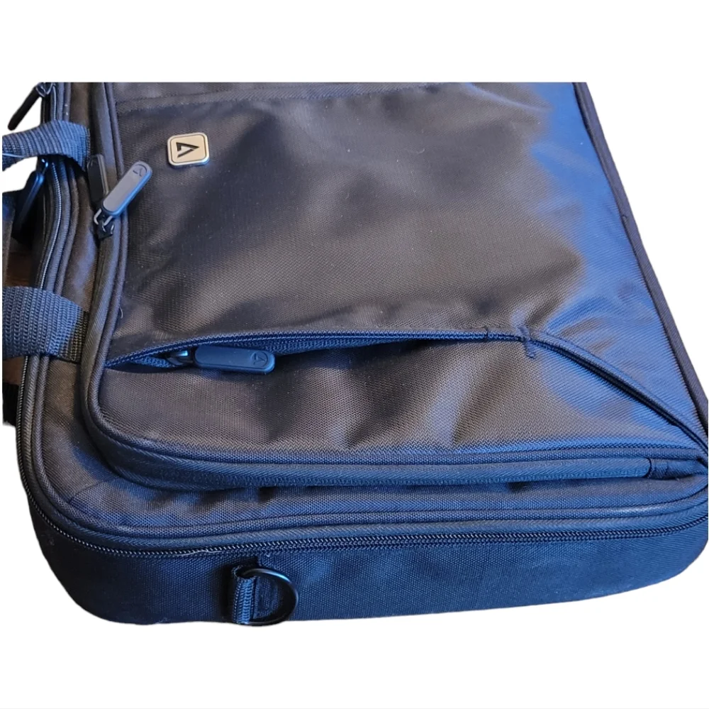 16 Inch Professional Laptop Case Travel Work Computer Bag Tech Carrying Case NWT